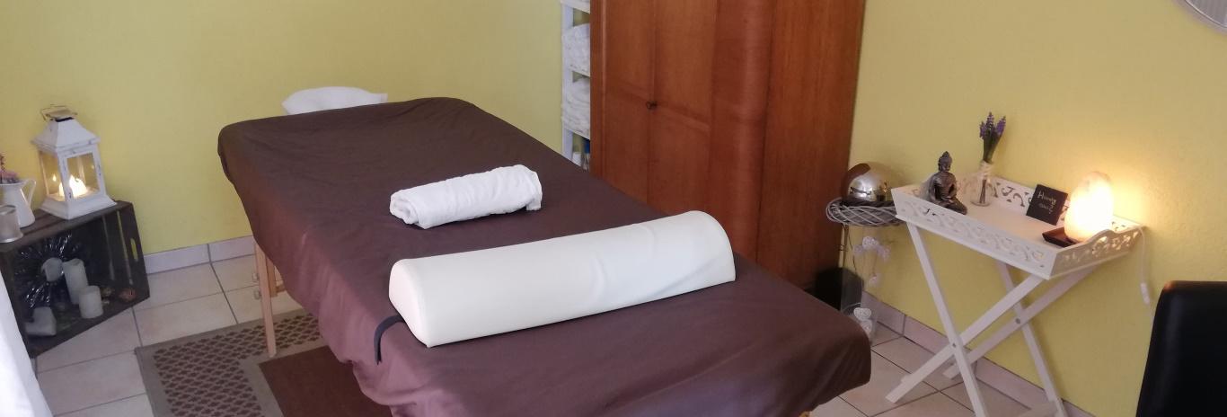 Massage Bielefeld. Ich habe versucht eine Wohlfühlatmosphäre zu schaffen.